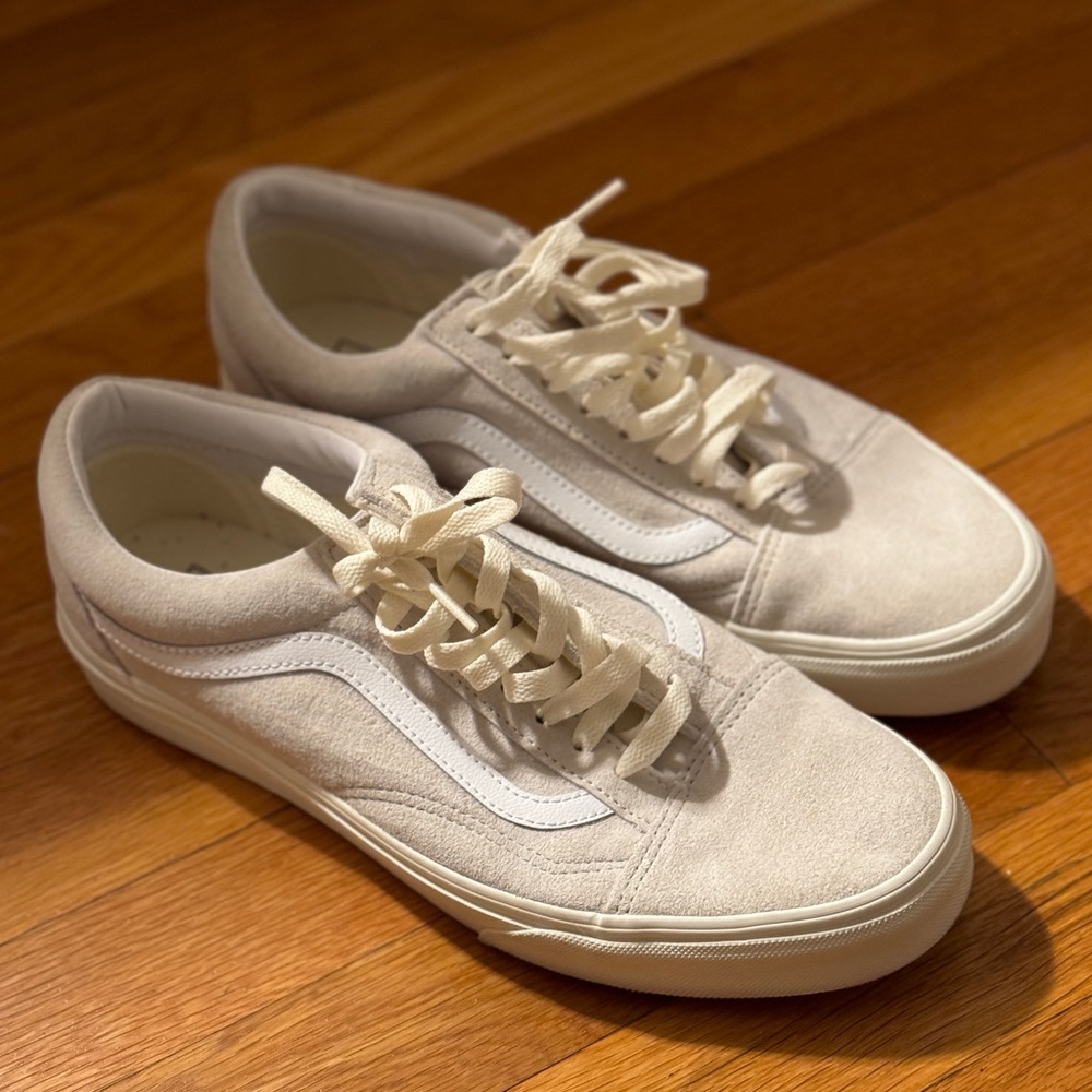 Vans Old Skool Low - Men’s Size 9